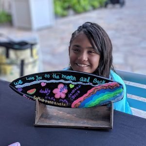 Kids at a Sheraton Surf Art Activity